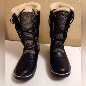 JBU Women's Lorna Encore Weather Ready Boots Size:8M